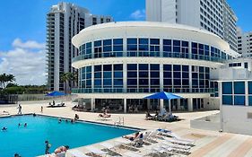 Seastays-Miami Beach Apartments